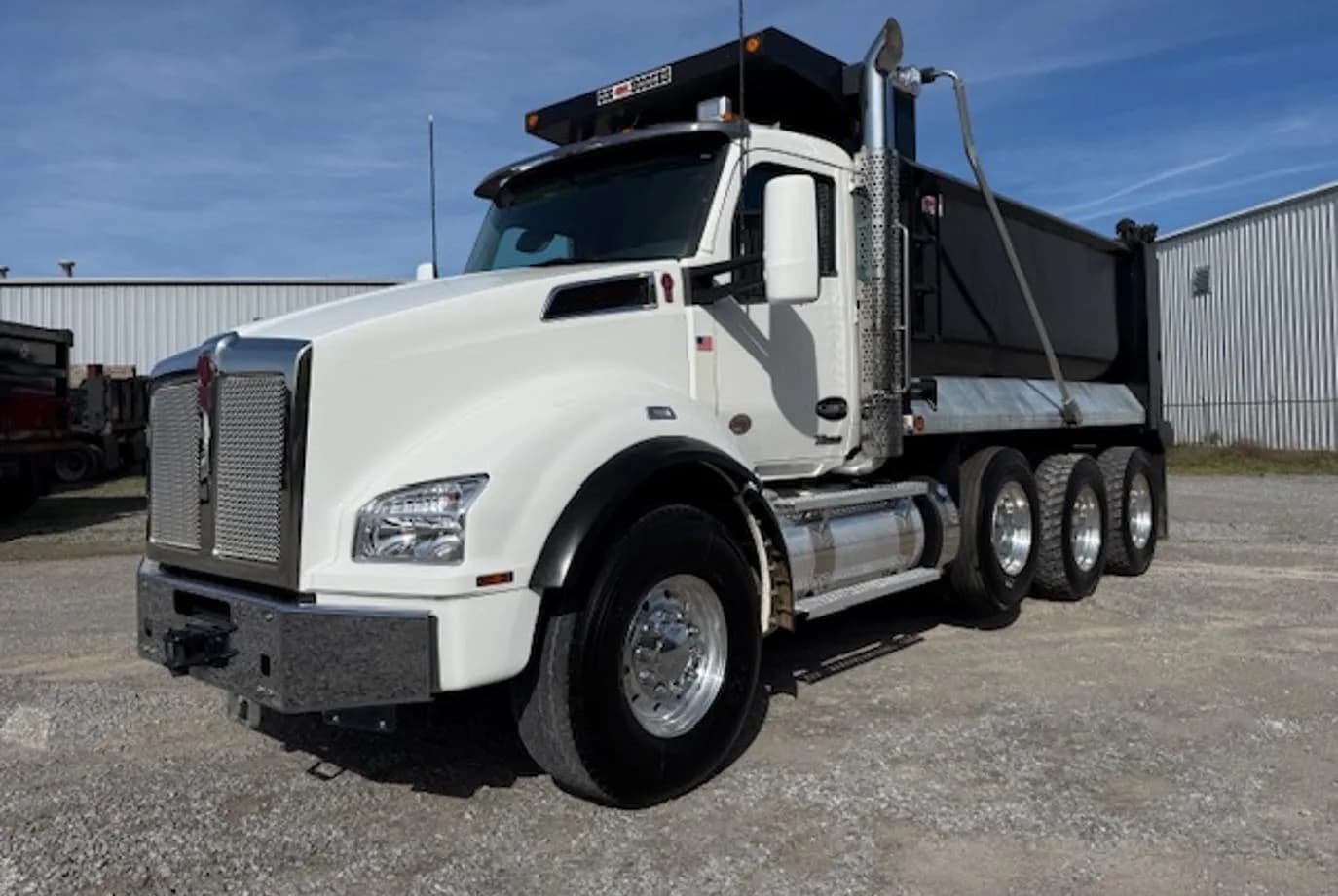 2026 Kenworth T880 — photo 1 of 4